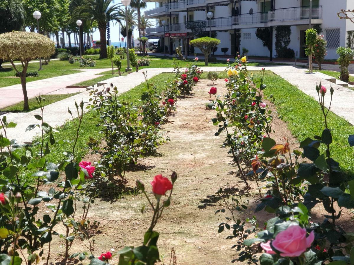 Apartamento Kristina Apartment Salou Bagian luar foto