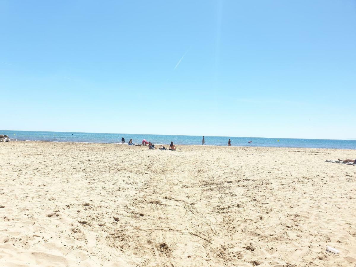 Apartamento Kristina Apartment Salou Bagian luar foto