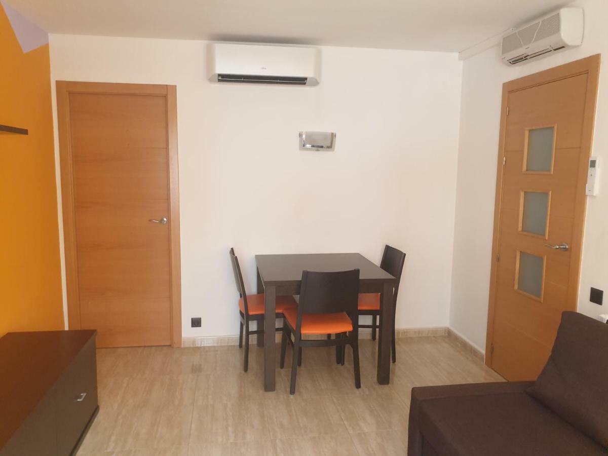 Apartamento Kristina Apartment Salou Bagian luar foto
